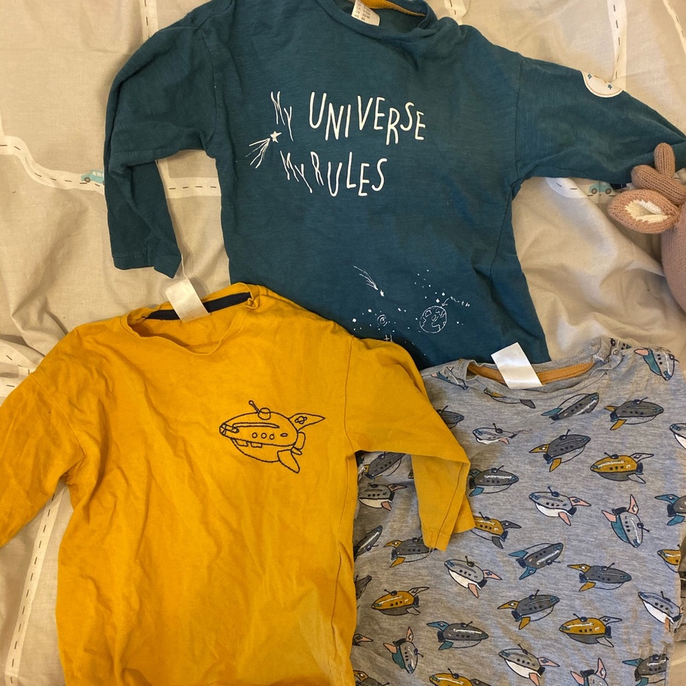 H&M SHIRT BUNDLE 9-12 But fits bigger!